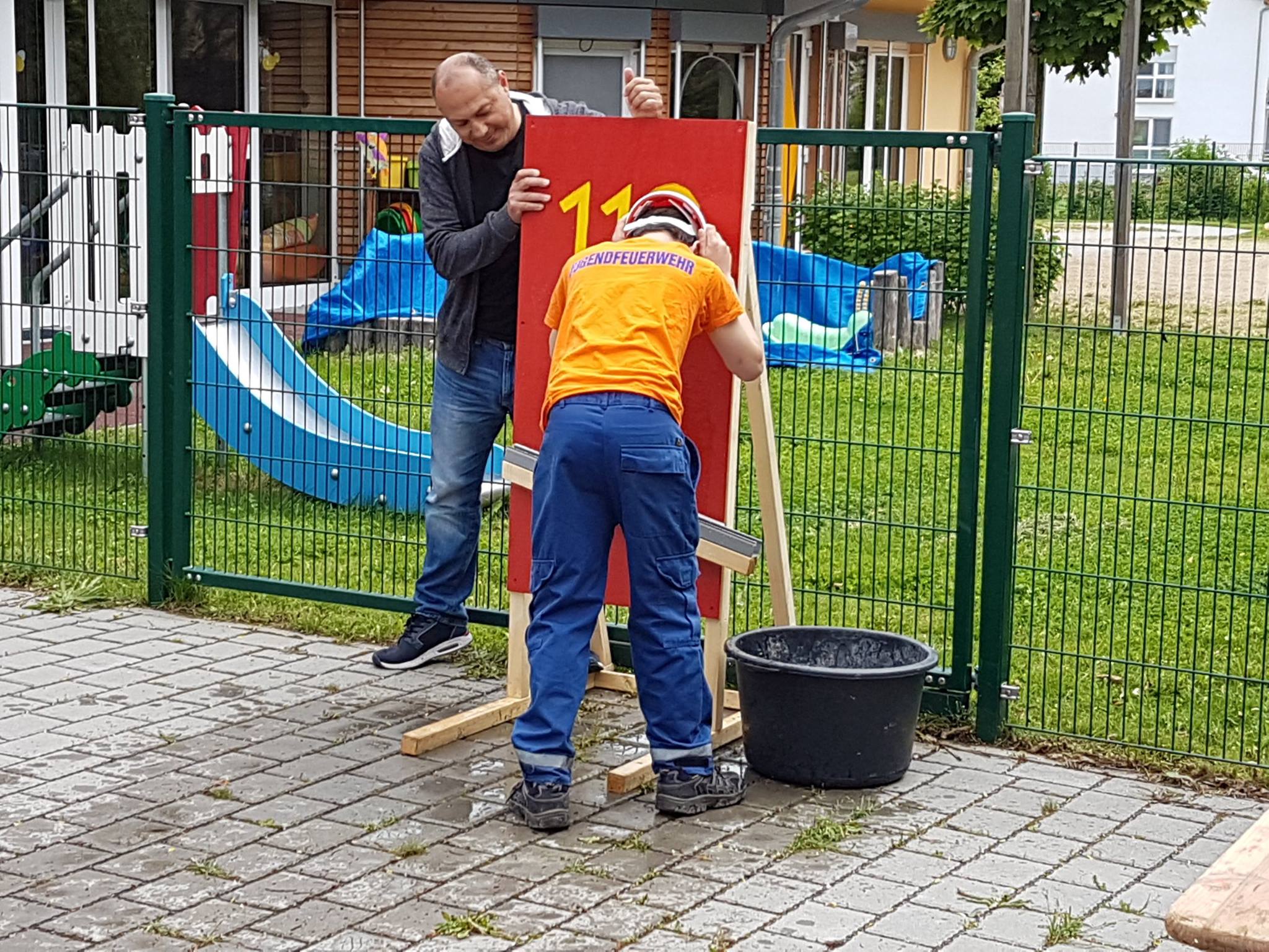 18595229_1094885093877050_2956105722393516195_o